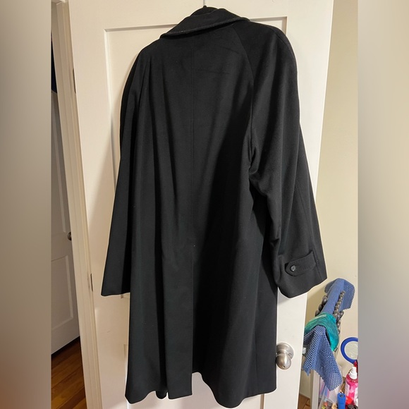 Men’s 100% cashmere long dress coat. - Picture 2 of 7